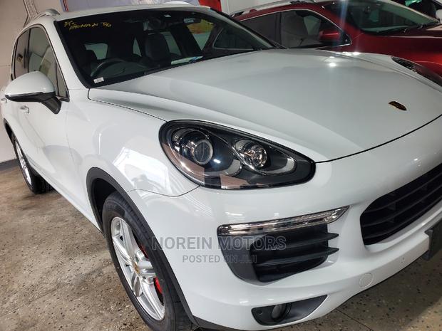 White 2017 Porsche Cayenne - Pre-owned Sports Utility Vehicle