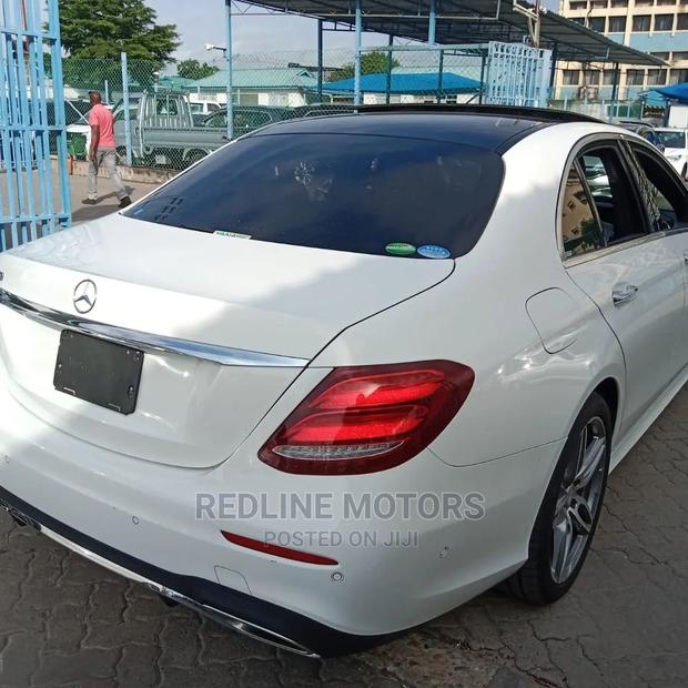 Luxury 2016 Mercedes-Benz E200 Pearl Edition Car for Sale