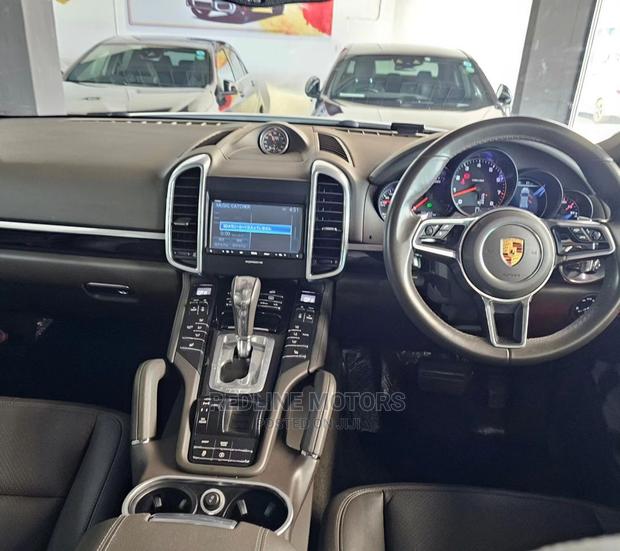 2016 Porsche Cayenne Pearl: Quality Pre-owned SUV