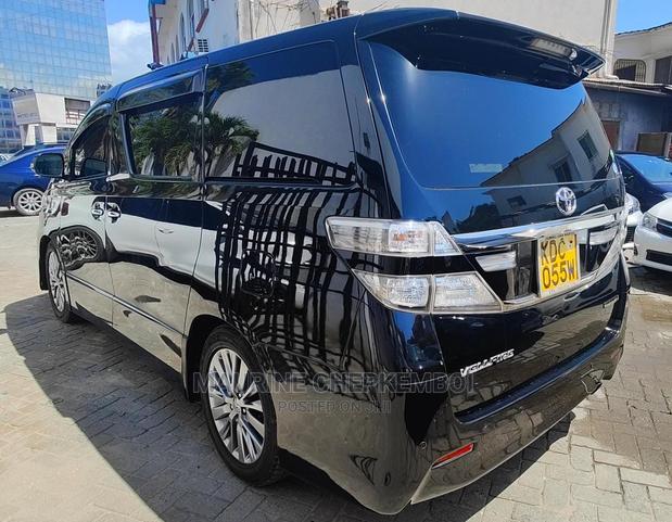 Toyota Vellfire 2014 Black