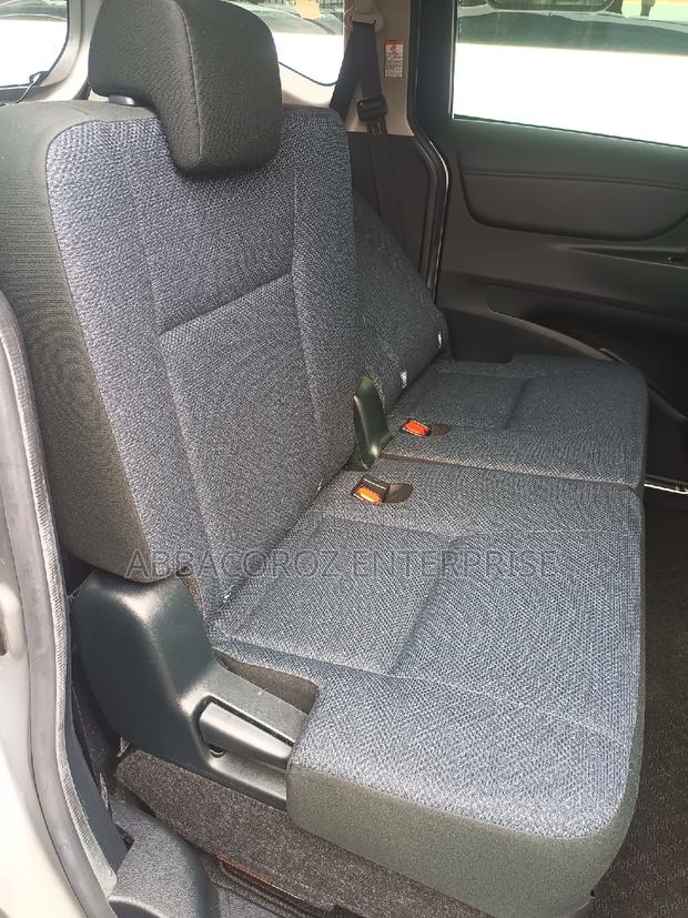 Toyota Sienta 1.5 AWD (6-seater) 2016 Silver