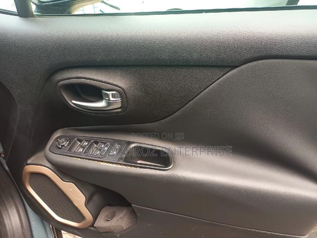 Jeep Renegade 2016 Blue