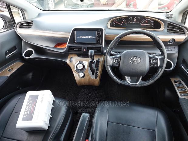 2017 Toyota Sienta Pearl: Spacious & Stylish MPV for Sale!