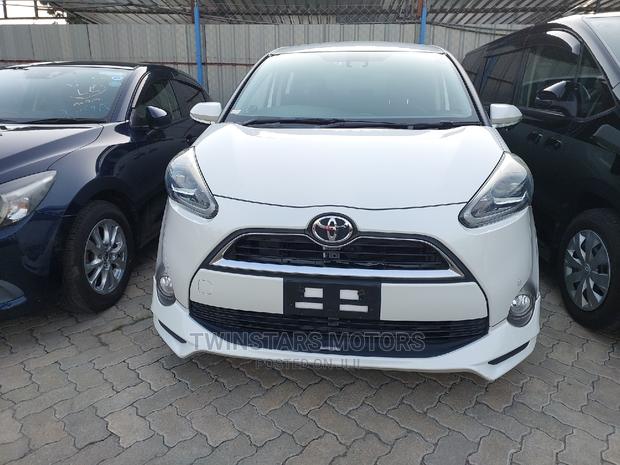 2017 Toyota Sienta Pearl: Spacious & Stylish MPV for Sale!