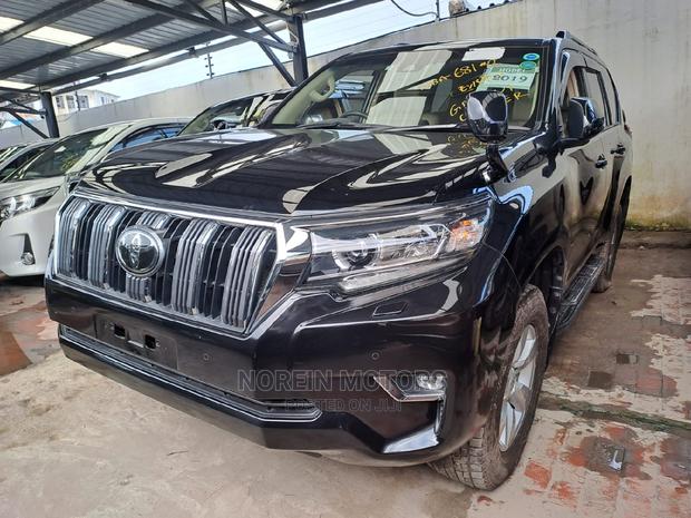 Black Toyota Land Cruiser Prado - 2018 Model