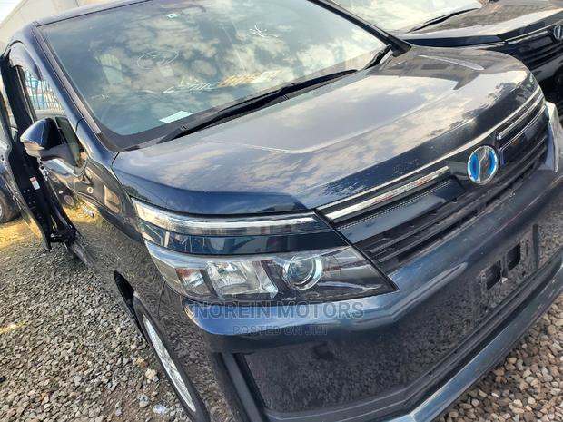 2016 Toyota Voxy Blue Edition: Premium MPV Experience