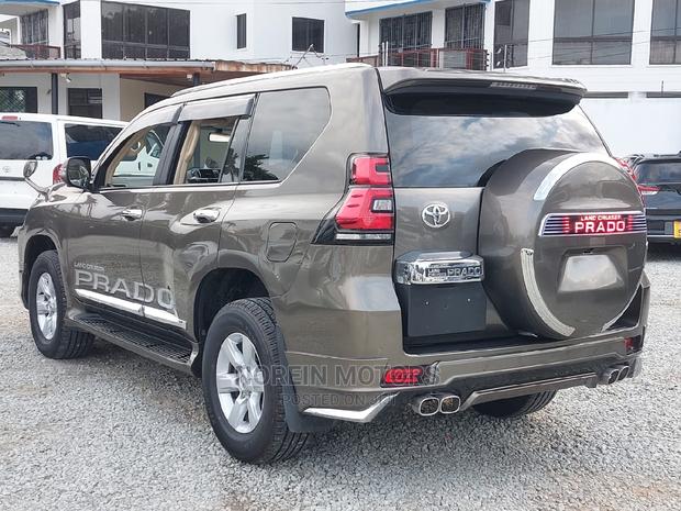 Gray 2018 Toyota Land Cruiser Prado - Pre-owned SUV Offer