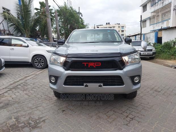 2016 Toyota Hilux Gray - Powerful and Reliable Truck