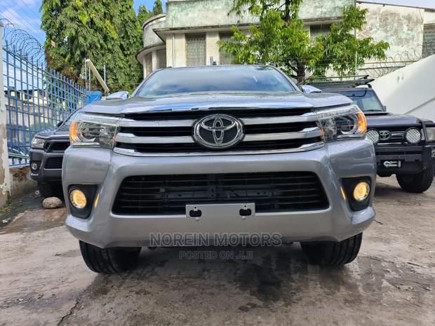 Used 2016 Toyota Hilux Gray - Affordable and Reliable