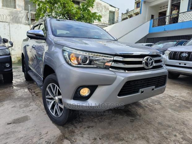 Used 2016 Toyota Hilux Gray - Affordable and Reliable
