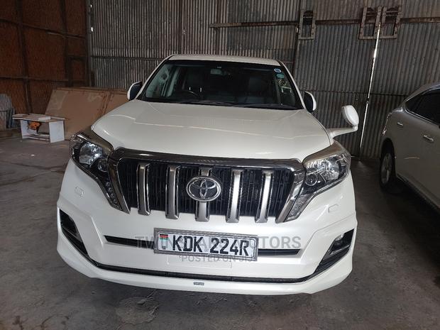 2015 Toyota Land Cruiser Prado 2.7 VVT-i Automatic White - Used, Low Mileage, Impeccable