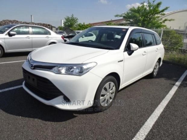 White 2016 Toyota Corolla Fielder: Unmatched Quality and Style