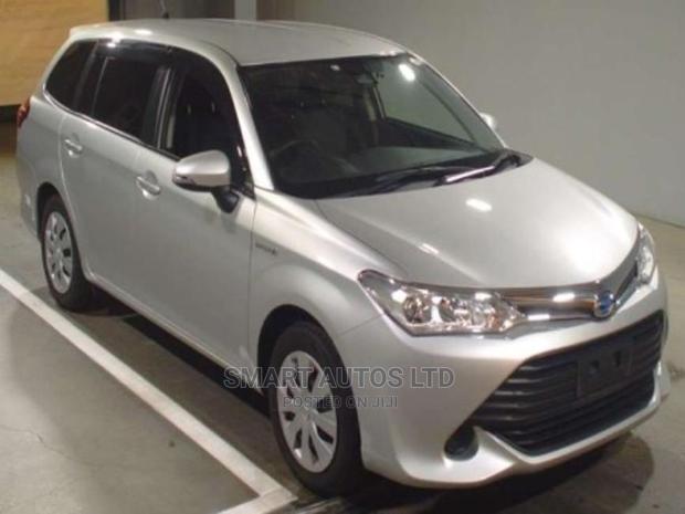 2016 Silver Toyota Corolla Fielder: Pre-Owned Wagon
