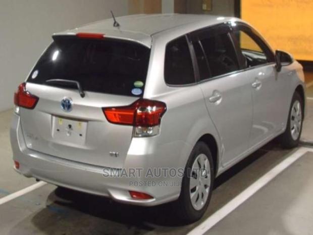 2016 Silver Toyota Corolla Fielder: Pre-Owned Wagon