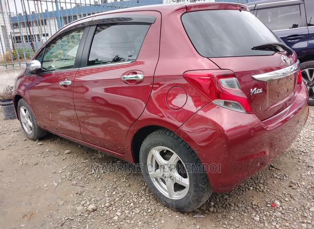 Toyota Vitz 2016 Red