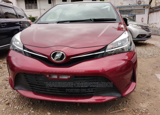 Toyota Vitz 2016 Red