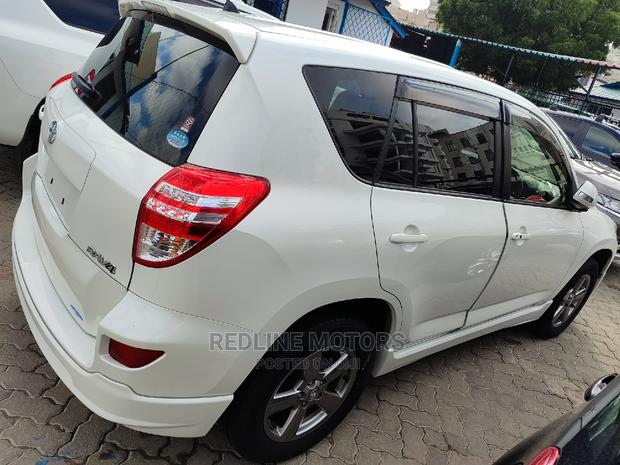Used Toyota RAV4 2016 for Sale - White