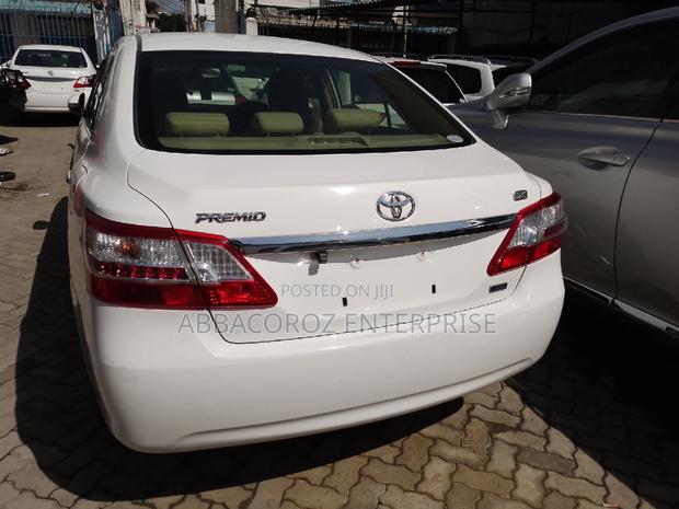 Toyota Premio 2016 White