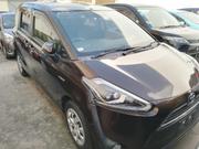 Toyota Sienta 2016 Brown for sale