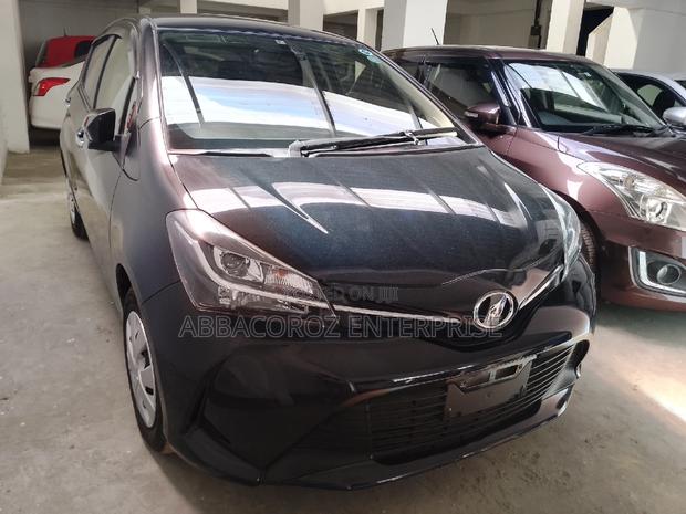 Toyota Vitz 2016 Black