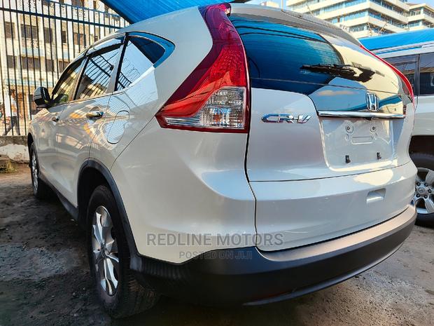 Used 2016 Honda CRV White - Spacious and Luxurious SUV