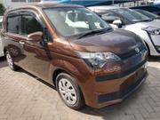 Toyota Spade 2015 Brown for sale