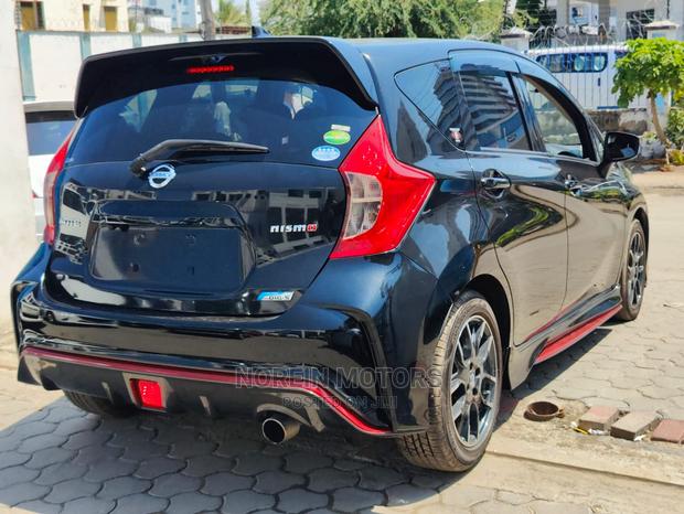 Pre-Owned 2016 Nissan Note Black: Compact Car for Sale