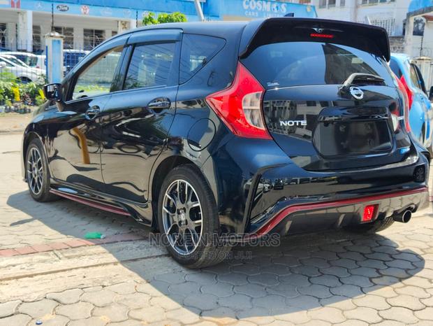 Pre-Owned 2016 Nissan Note Black: Compact Car for Sale