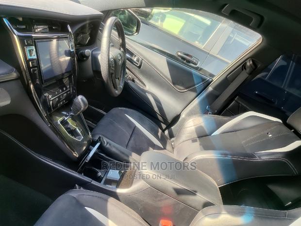 2017 Toyota Harrier 2.0 Turbo 4WD - White, High-Performance