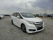 White 2016 Honda Odyssey: Spacious Family Vehicle for sale