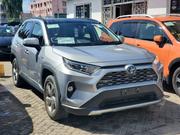 New 2020 Toyota RAV4 in Silver: Affordable and Stylish for sale