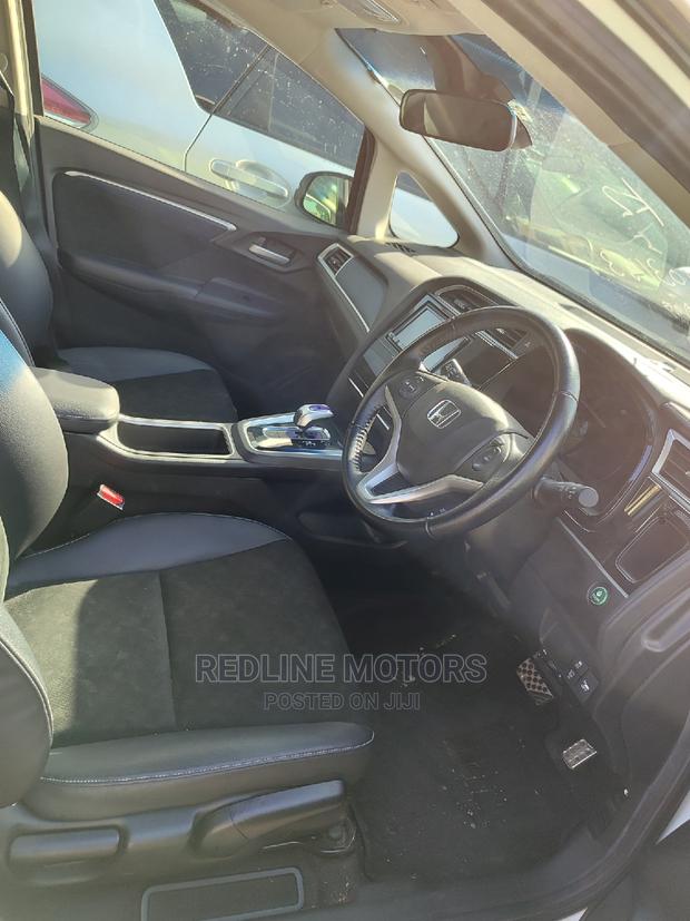 2016 White Honda Fit Shuttle 2WD 1.5L Hybrid