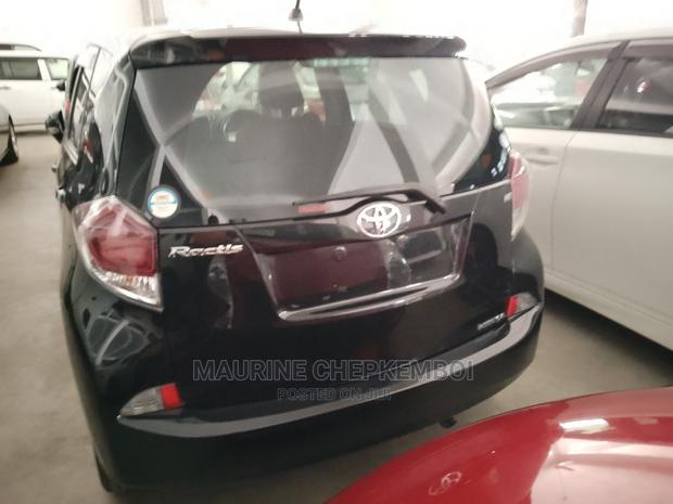 Toyota Ractis 2016 Black