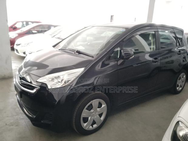 Toyota Ractis 2016 Black