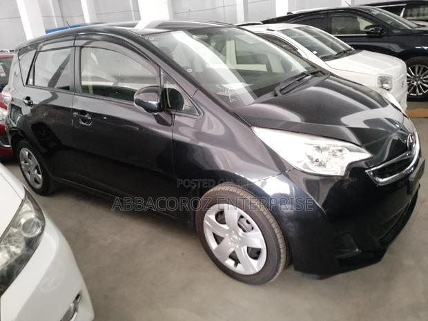 Toyota Ractis 2016 Black