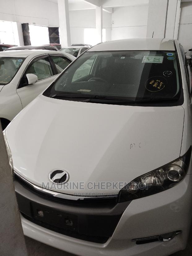 Toyota Wish 2016 White