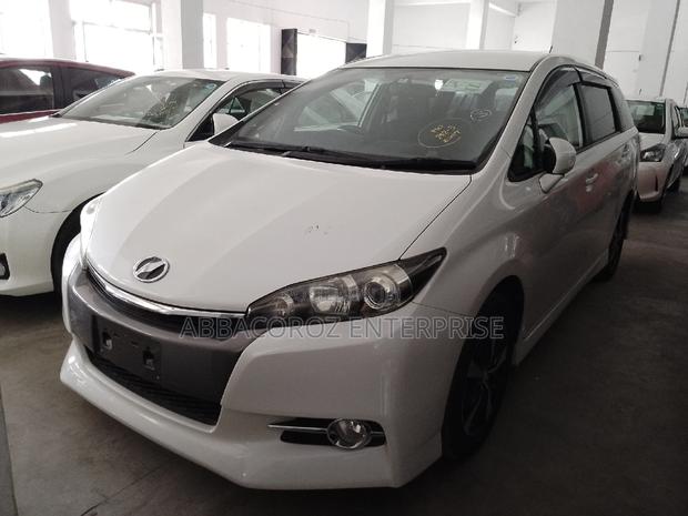 Toyota Wish 2016 White