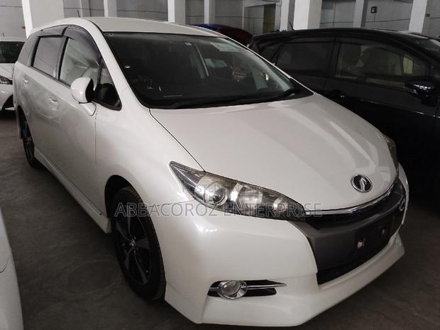 Toyota Wish 2016 White