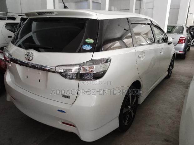 Toyota Wish 2016 White