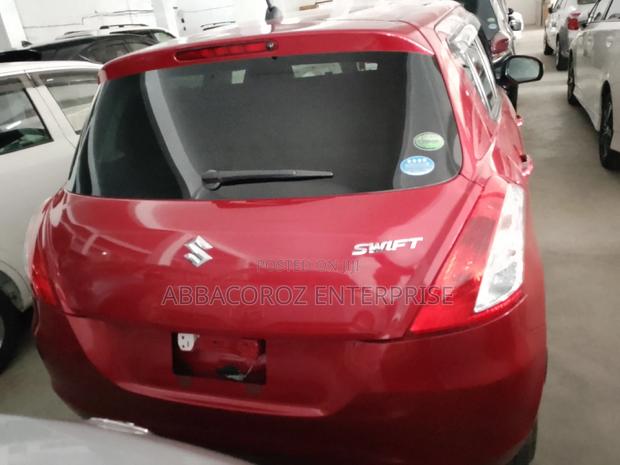 Suzuki Swift 2016 Red