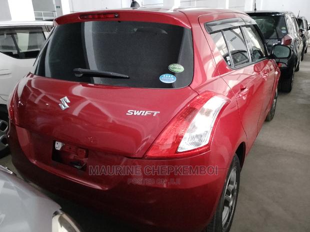 Suzuki Swift 2016 Red