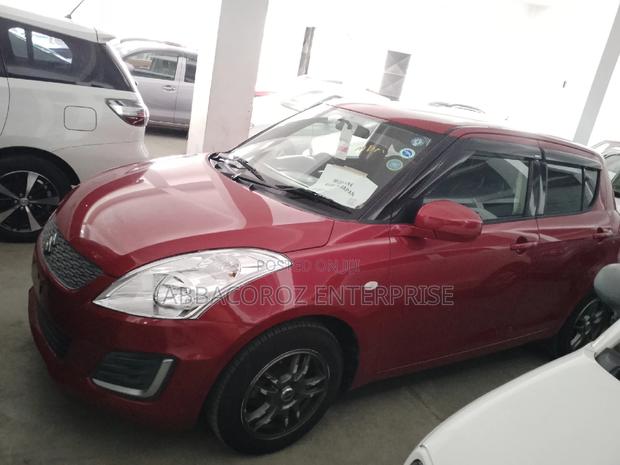 Suzuki Swift 2016 Red