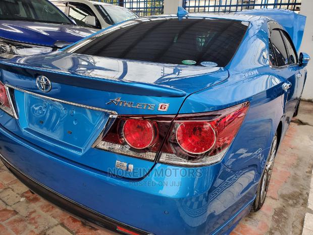 Blue Toyota Crown 2017 Limited Edition