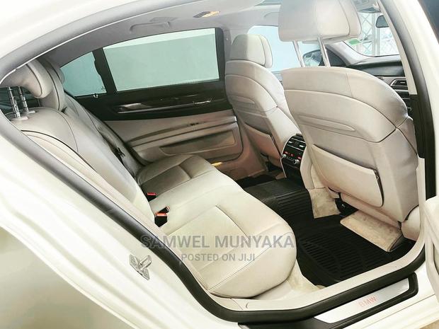Experience a luxurious ride in the 2013 BMW 7 Series 740Li xDrive Pearl