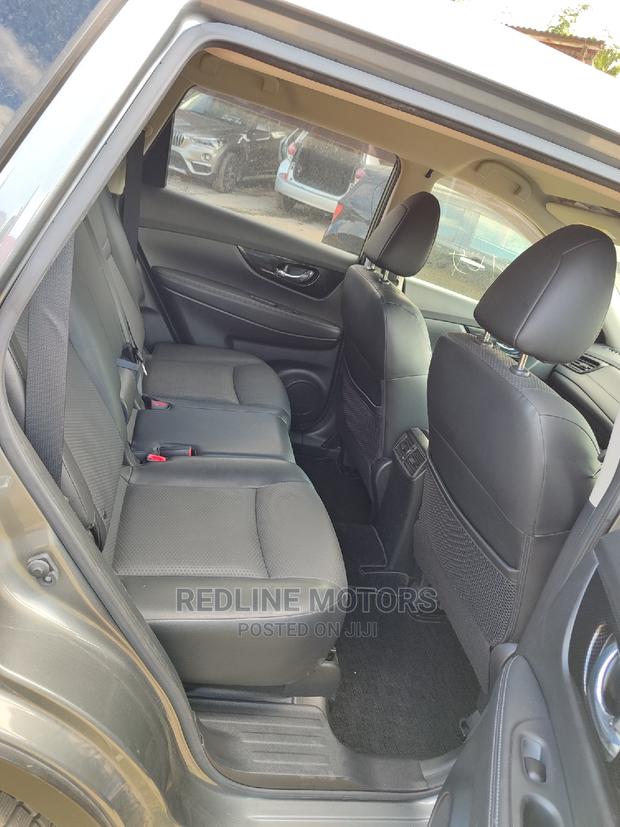 Gray Nissan X-Trail 2.0 Petrol FWD 2016 - Quality Used Vehicle
