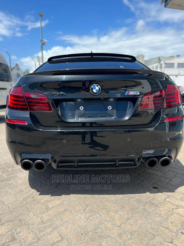 2016 BMW M5 Base RWD Black