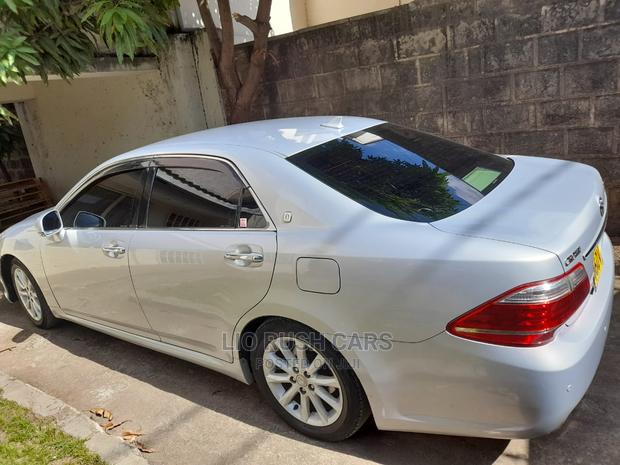 2011 Toyota Crown Silver Edition - Drive in Style