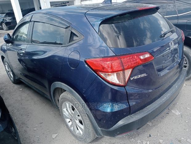 Used 2016 Honda Vezel Blue: Excellent Condition, Affordable Price