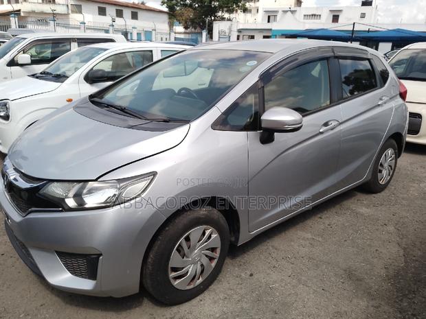 Honda Fit 2016 Silver