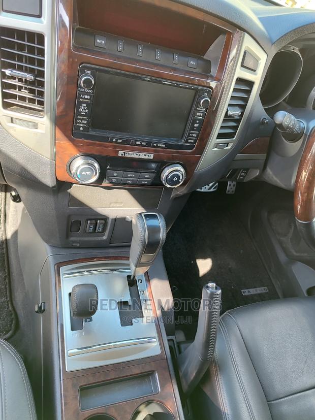 Silver 2016 Mitsubishi Pajero V80 3.2 DI-D: Powerful Off-Roader